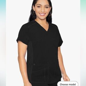 Med Couture Touch Women's V-Neck Shirttail Scrub Top - M